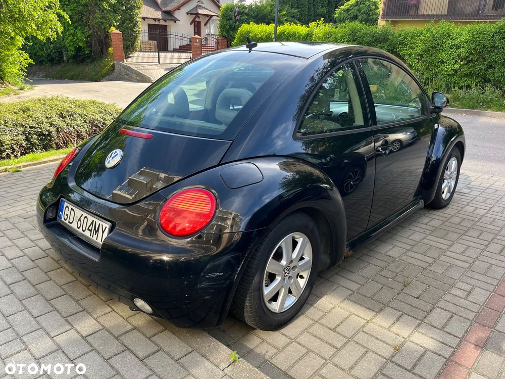 Volkswagen New Beetle - 3
