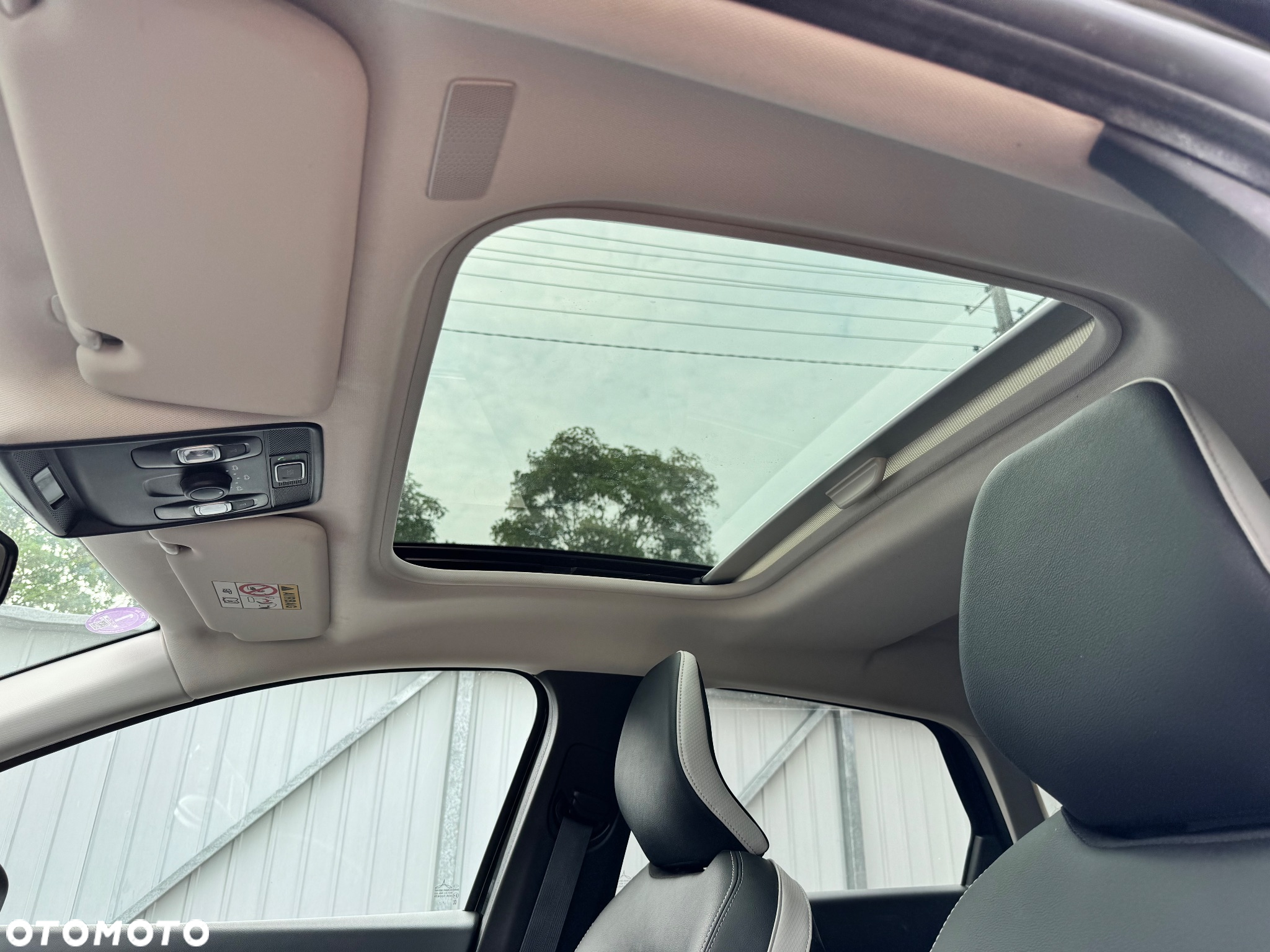 Renault Captur TCe Mild Hybrid 160 EDC TECHNO - 18