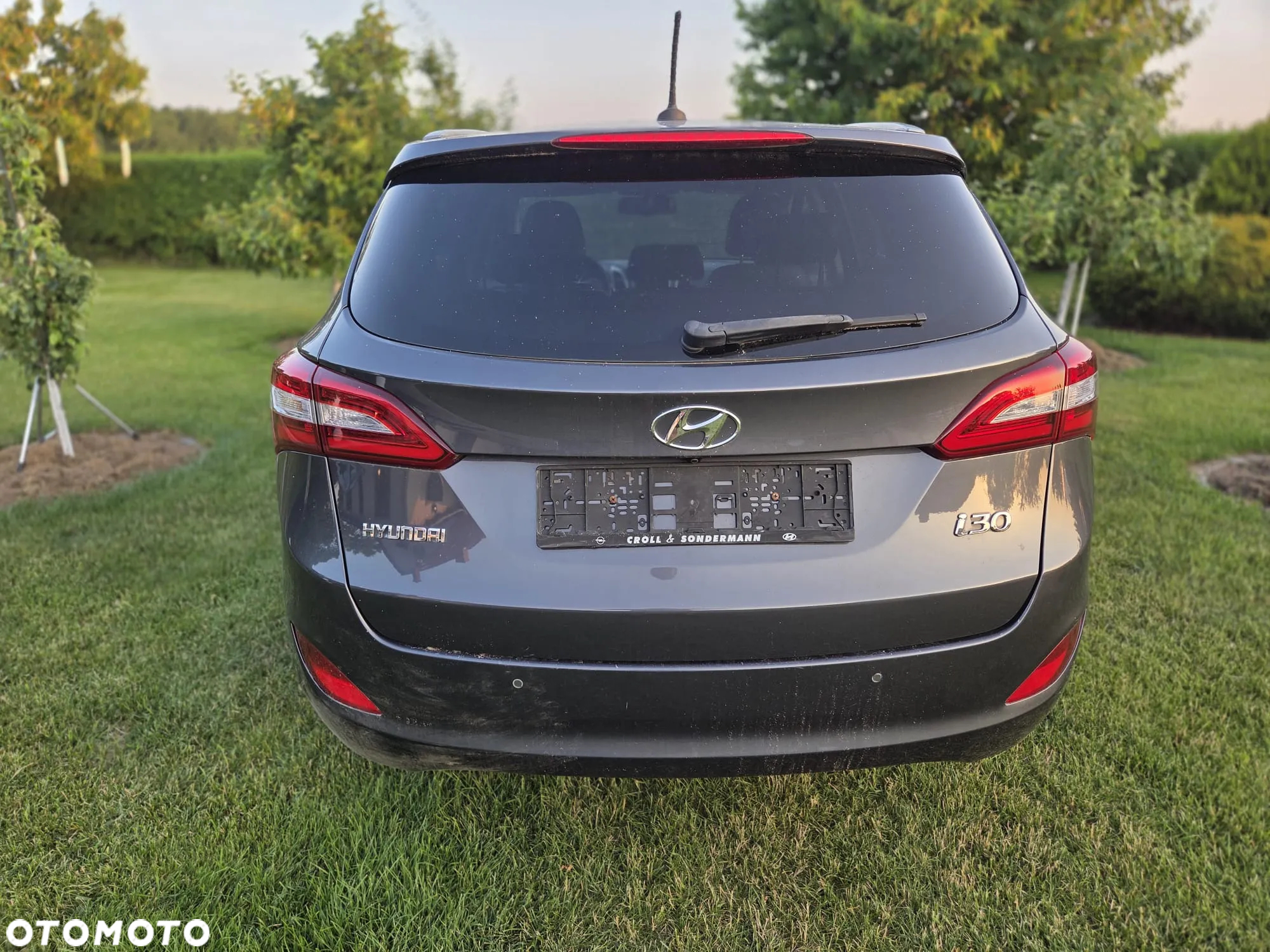 Hyundai i30 blue Kombi 1.6 CRDi DCT Premium - 21