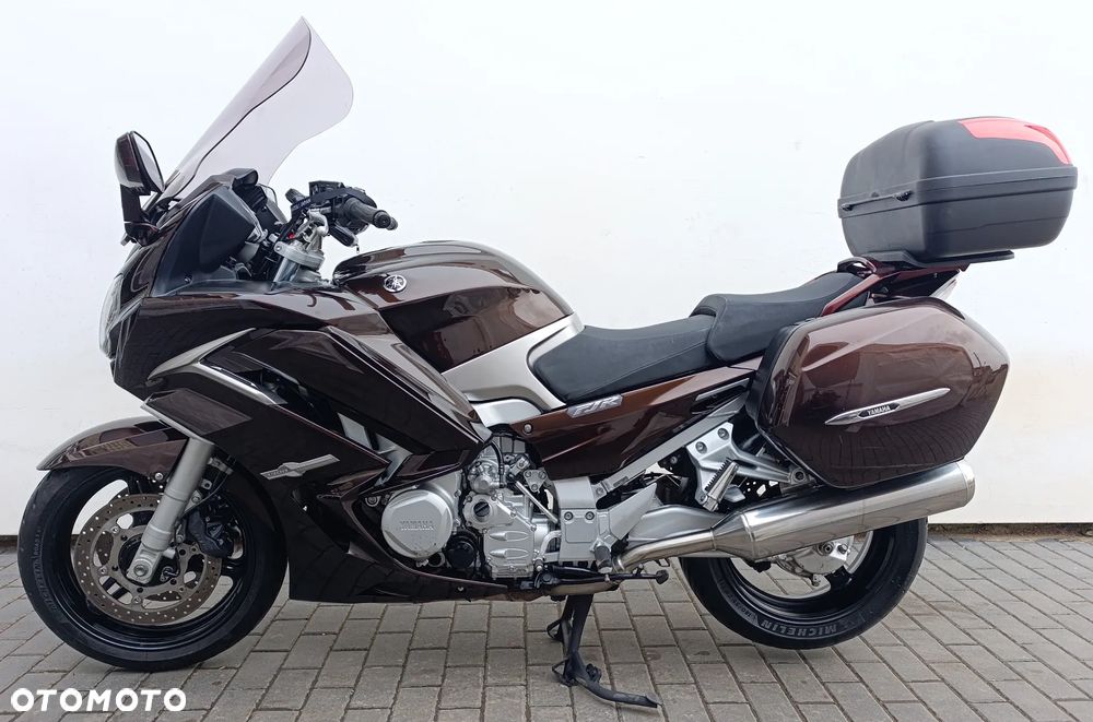 Yamaha FJR - 4