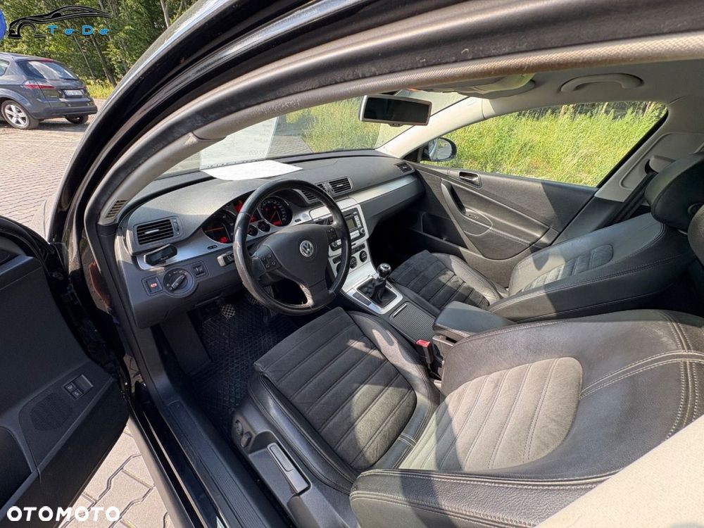 Volkswagen Passat Variant 2.0 TDI DPF 4Mot Highline - 15