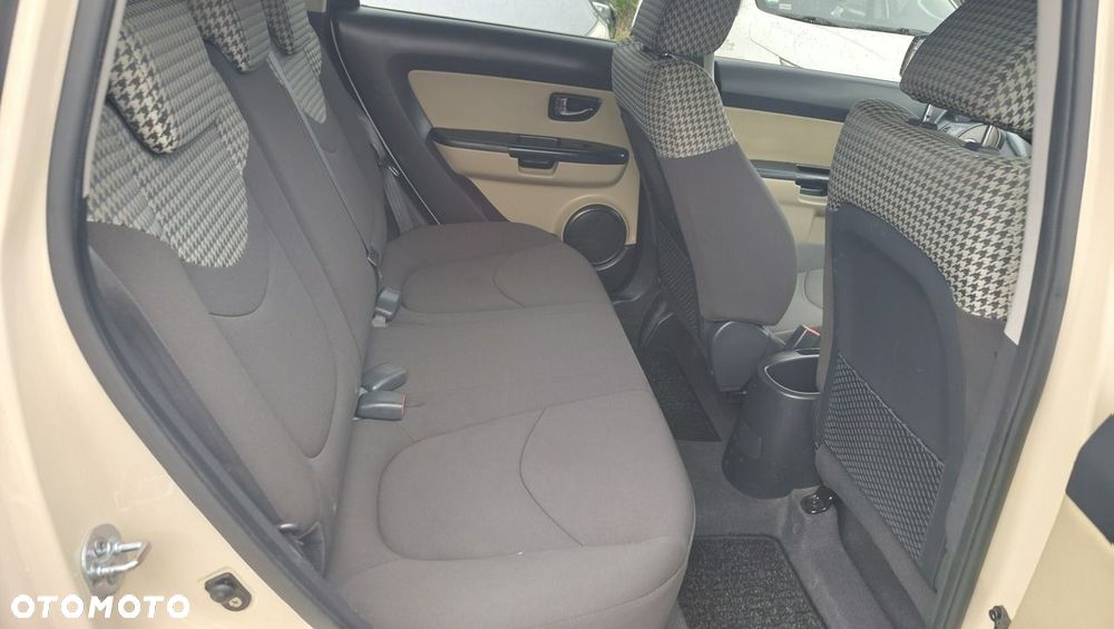 Kia Soul 1.6 CVVT - 16