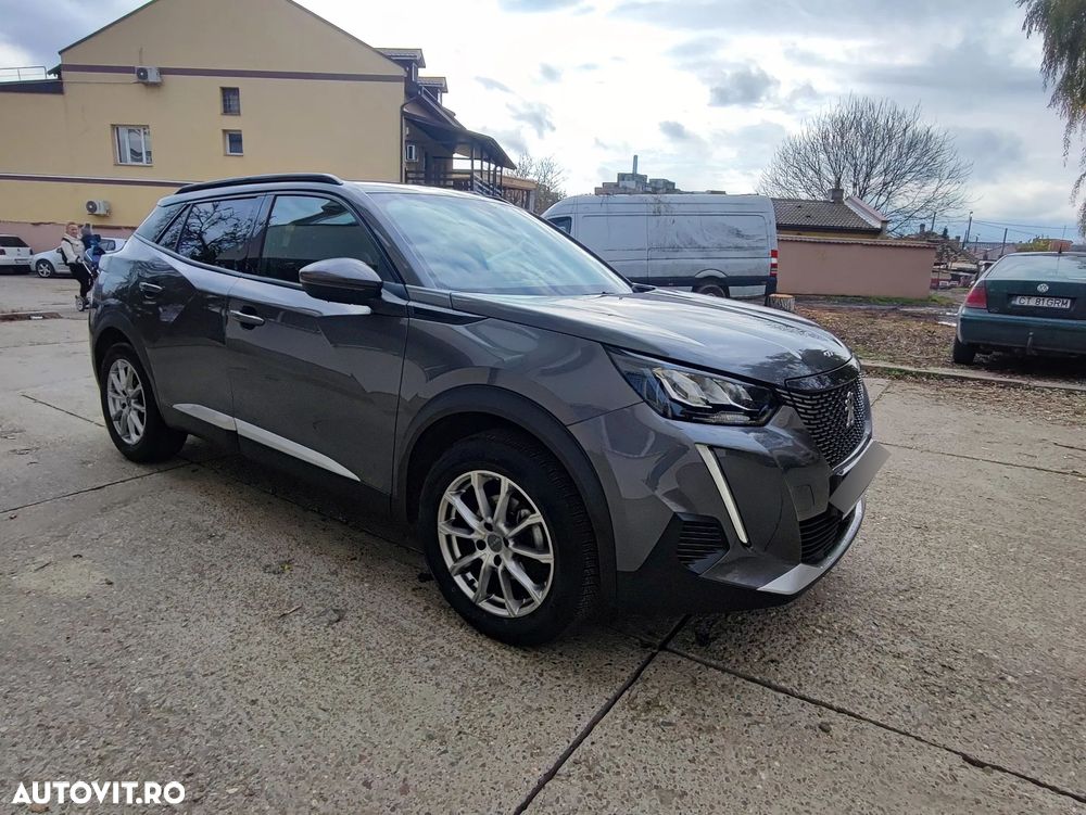 Peugeot 2008 1.2 PureTech EAT8 STT GT Pack - 6