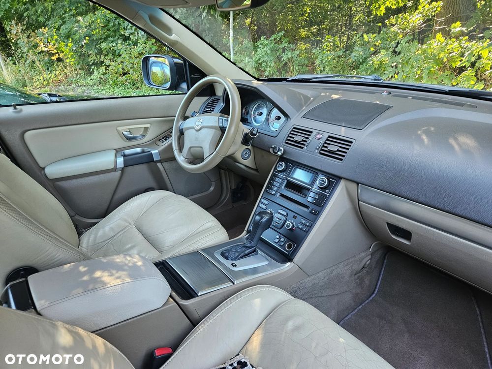 Volvo XC 90 - 8