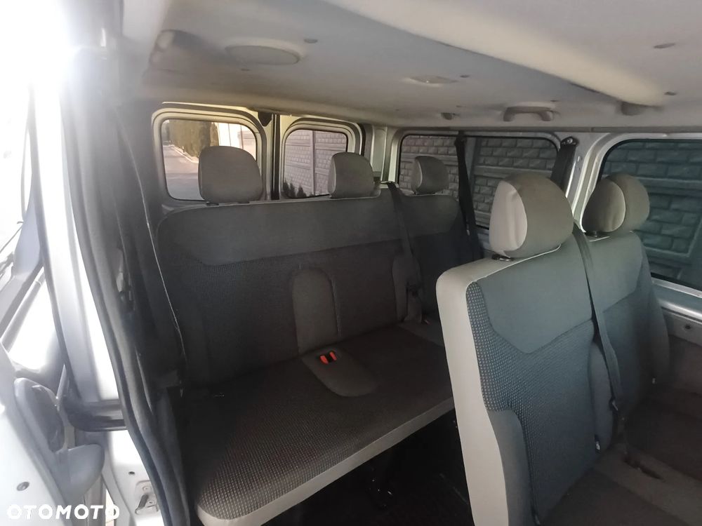 Renault Trafic - 26