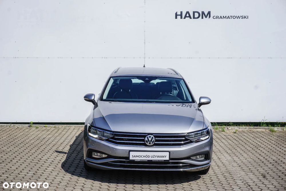 Volkswagen Passat 1.5 TSI EVO Elegance DSG - 2