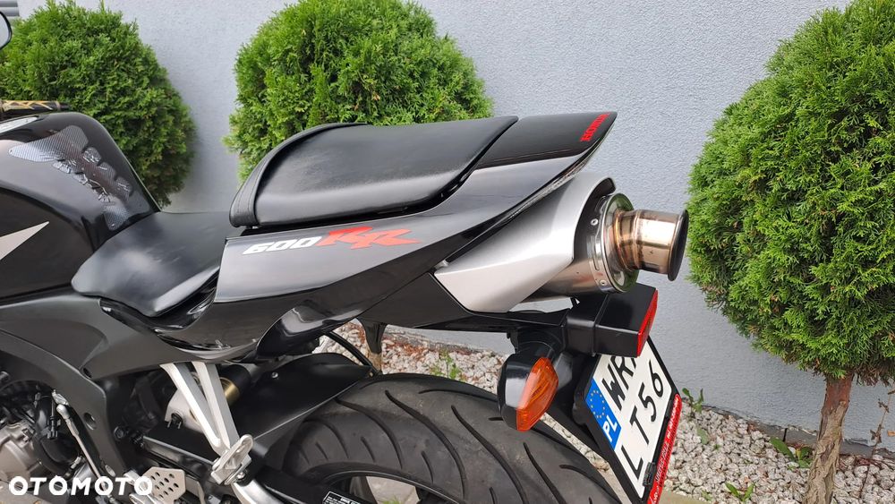 Honda CBR - 32
