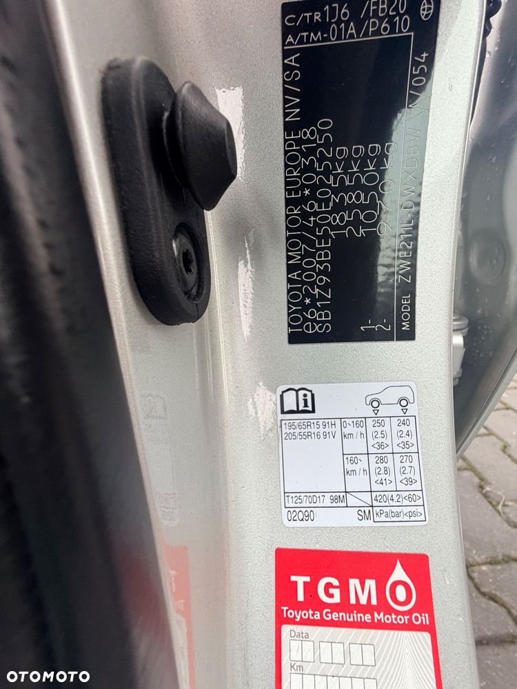 Toyota Corolla 1.8 Hybrid Executive - 13