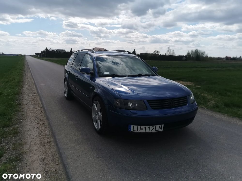 Volkswagen Passat 1.9 TDI Comfortline - 10