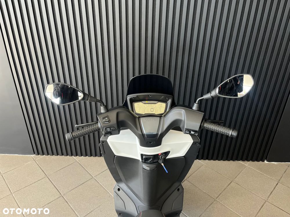 Aprilia SX - 9
