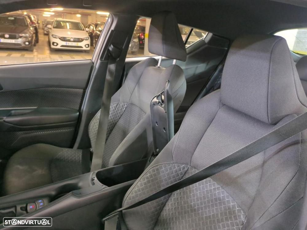 Toyota C-HR 1.8 Hybrid Comfort - 7
