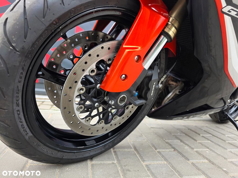 Suzuki GSX-R - 29
