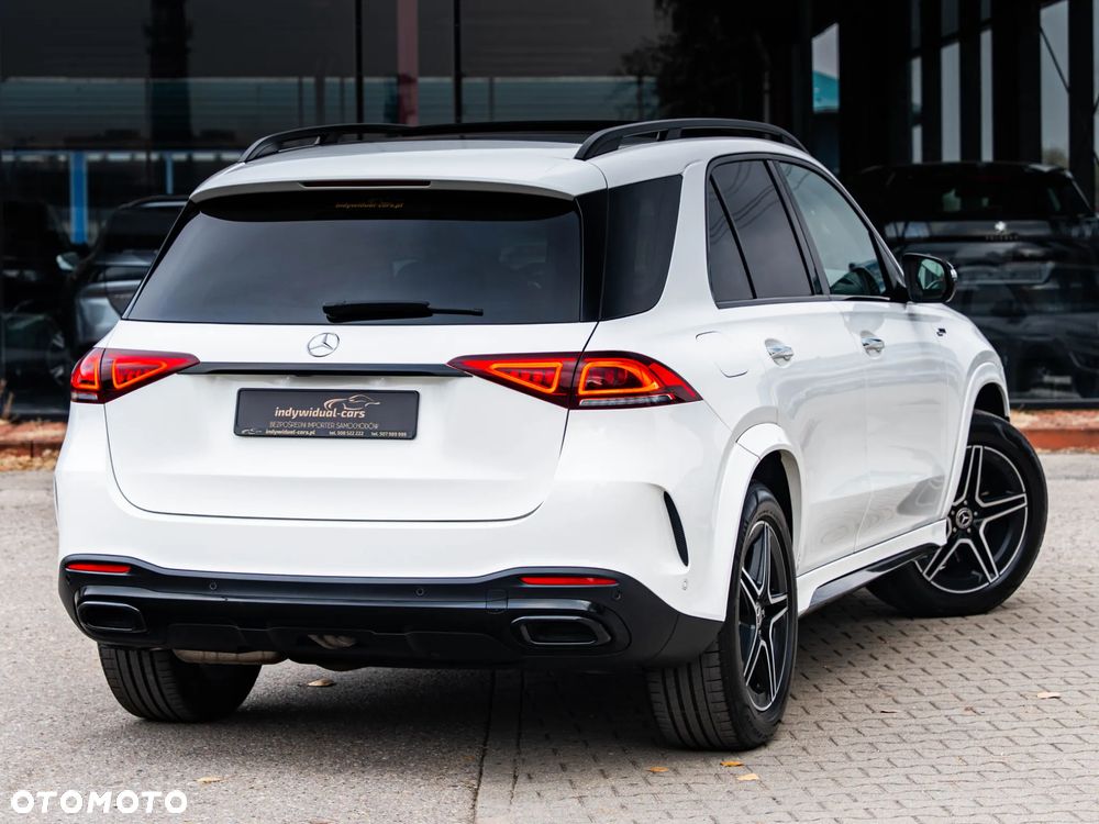 Mercedes-Benz GLE 300 d 4Matic 9G-TRONIC AMG Line - 3