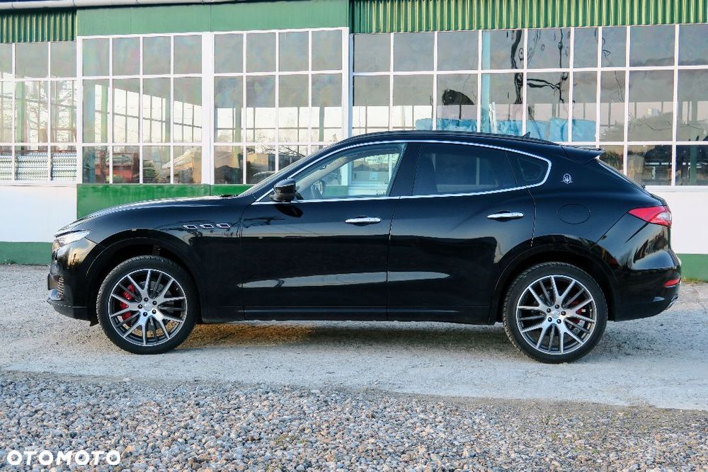 Maserati Levante S - 8