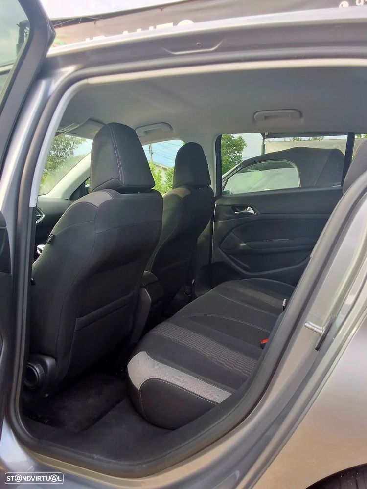 Peugeot 308 130 e-THP Stop & Start Active - 6