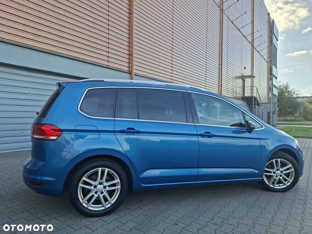 Volkswagen Touran 2.0 TDI SCR DSG Highline - 21