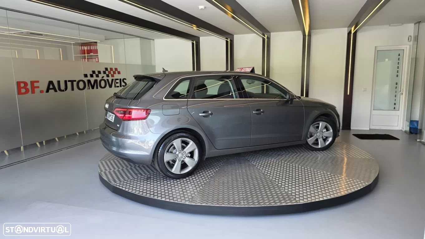 Audi A3 Sportback 2.0 TDI Sport - 8