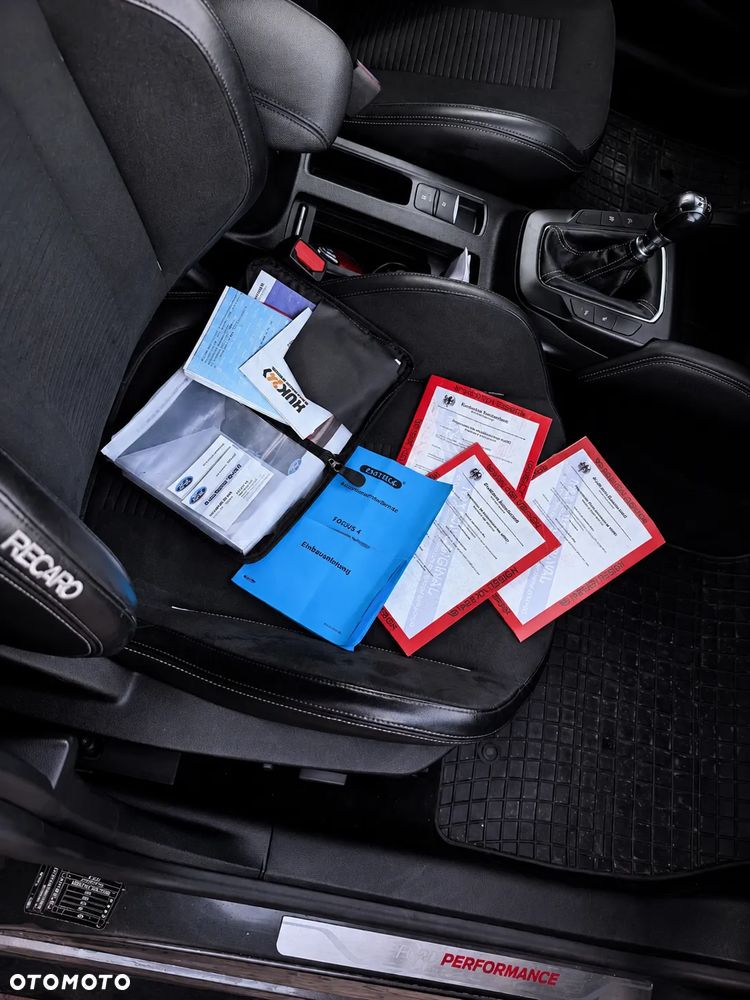 Ford Focus 2.3 EcoBoost S&S ST - 8