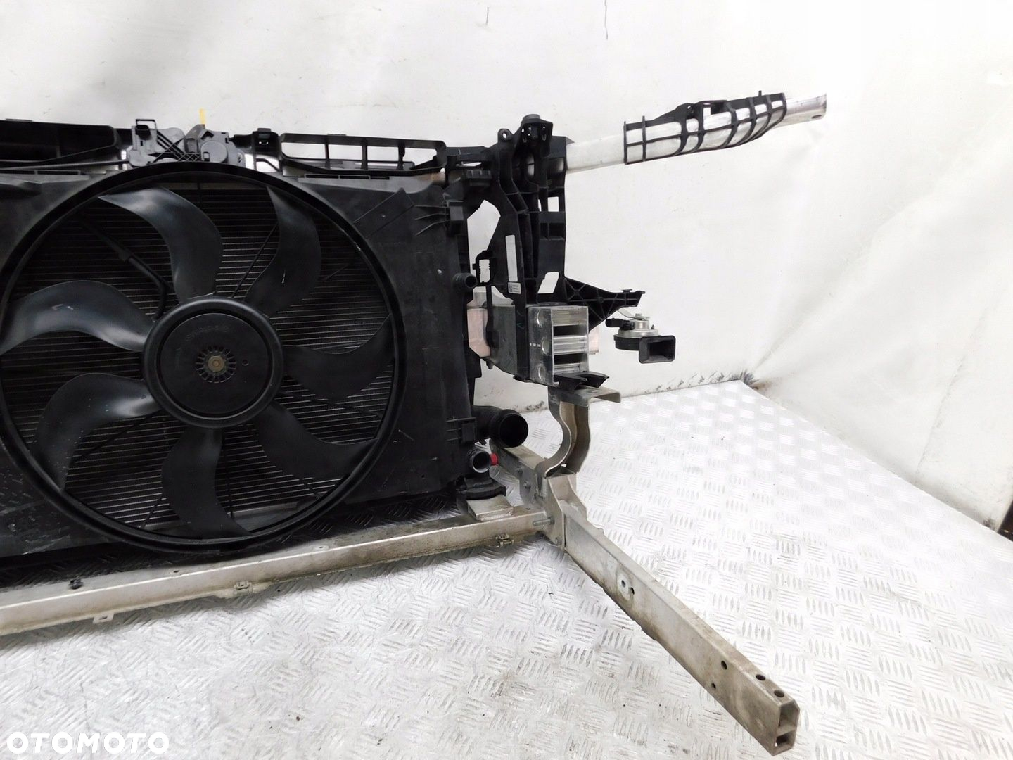 PAS PRZEDNI / WZMOCNIENIE / CHŁODNICE komplet MERCEDES CLA W117 C117 X117 - 7