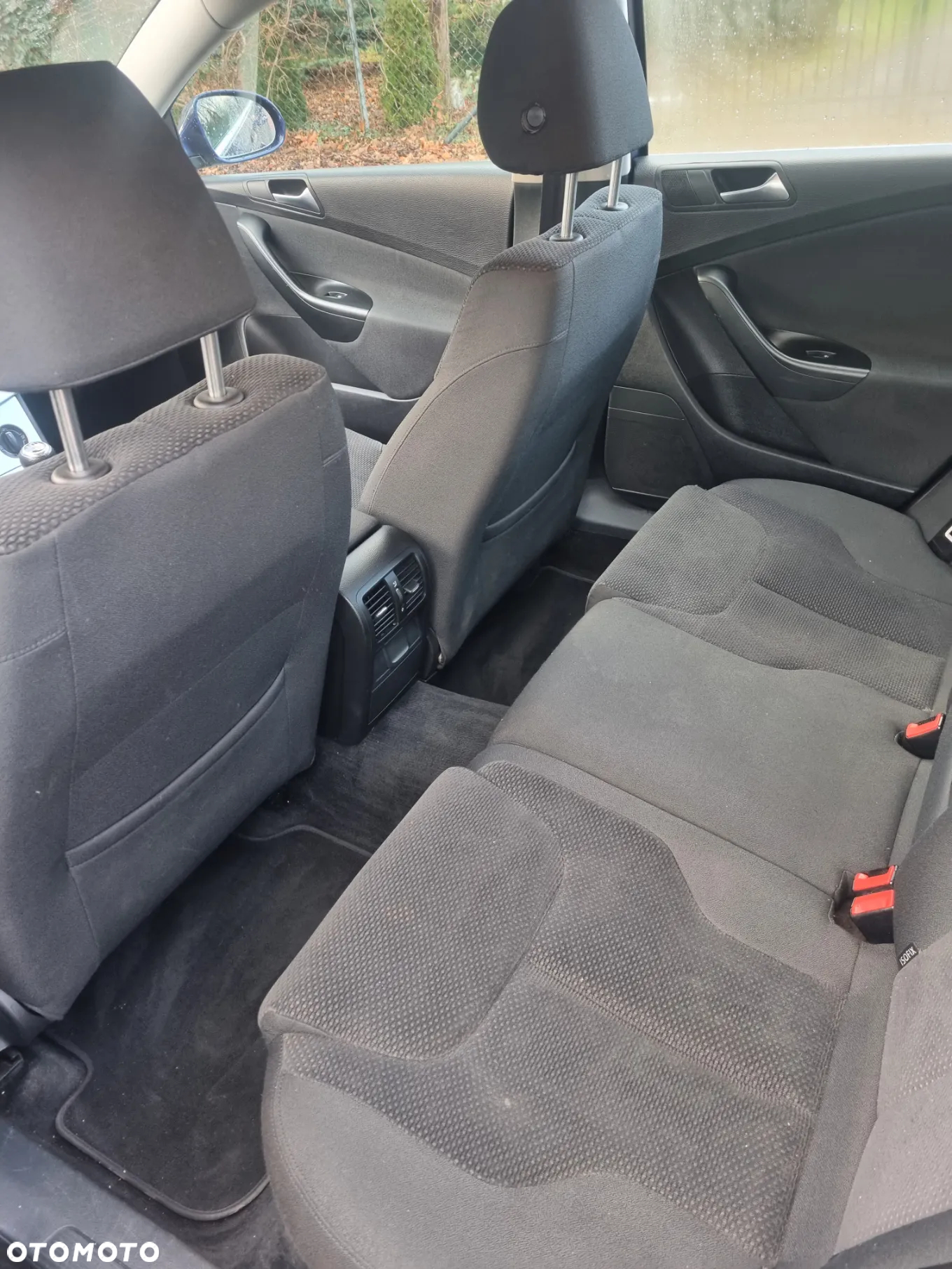 Volkswagen Passat - 4