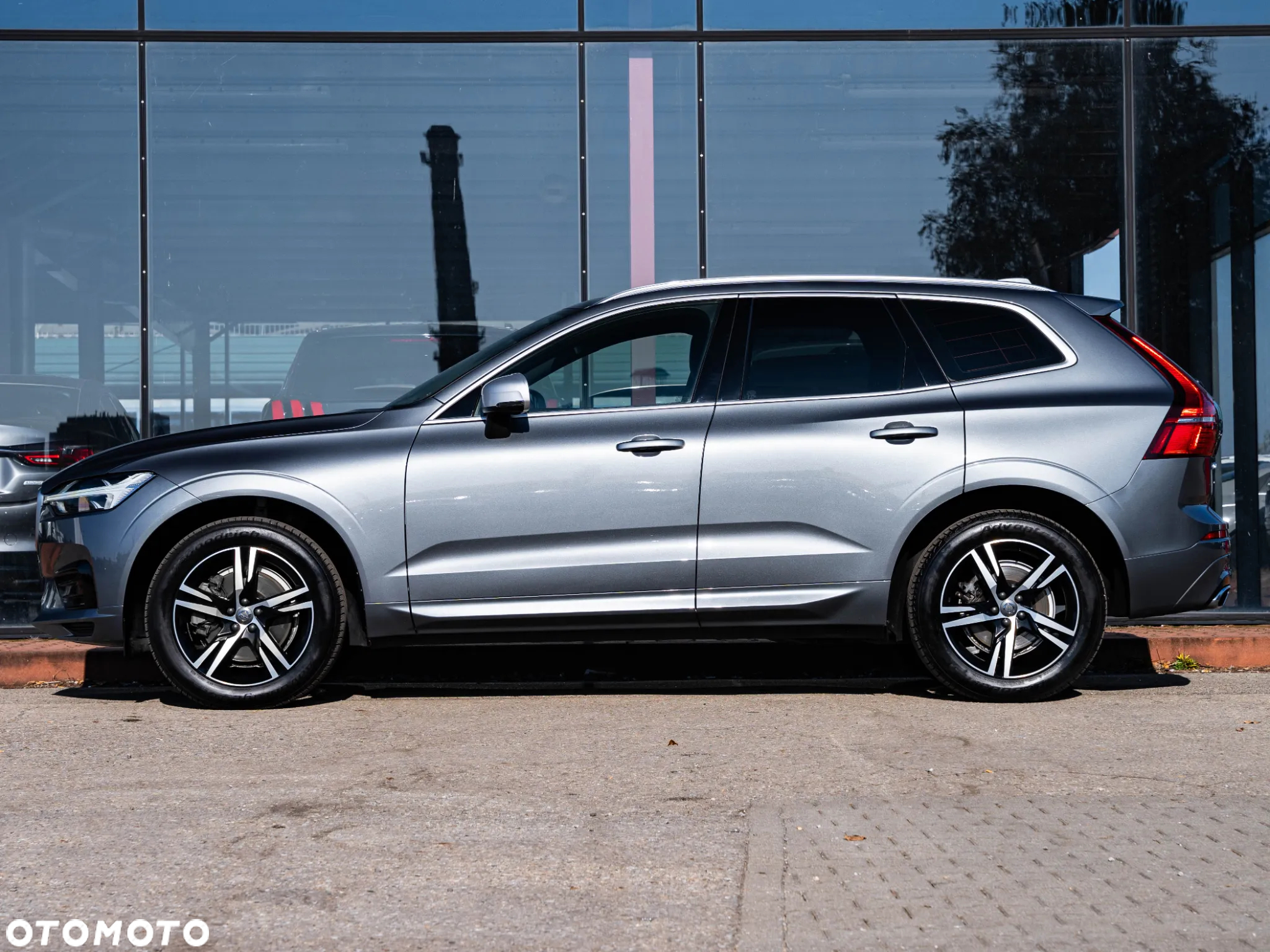 Volvo XC 60 D4 R-Design - 18