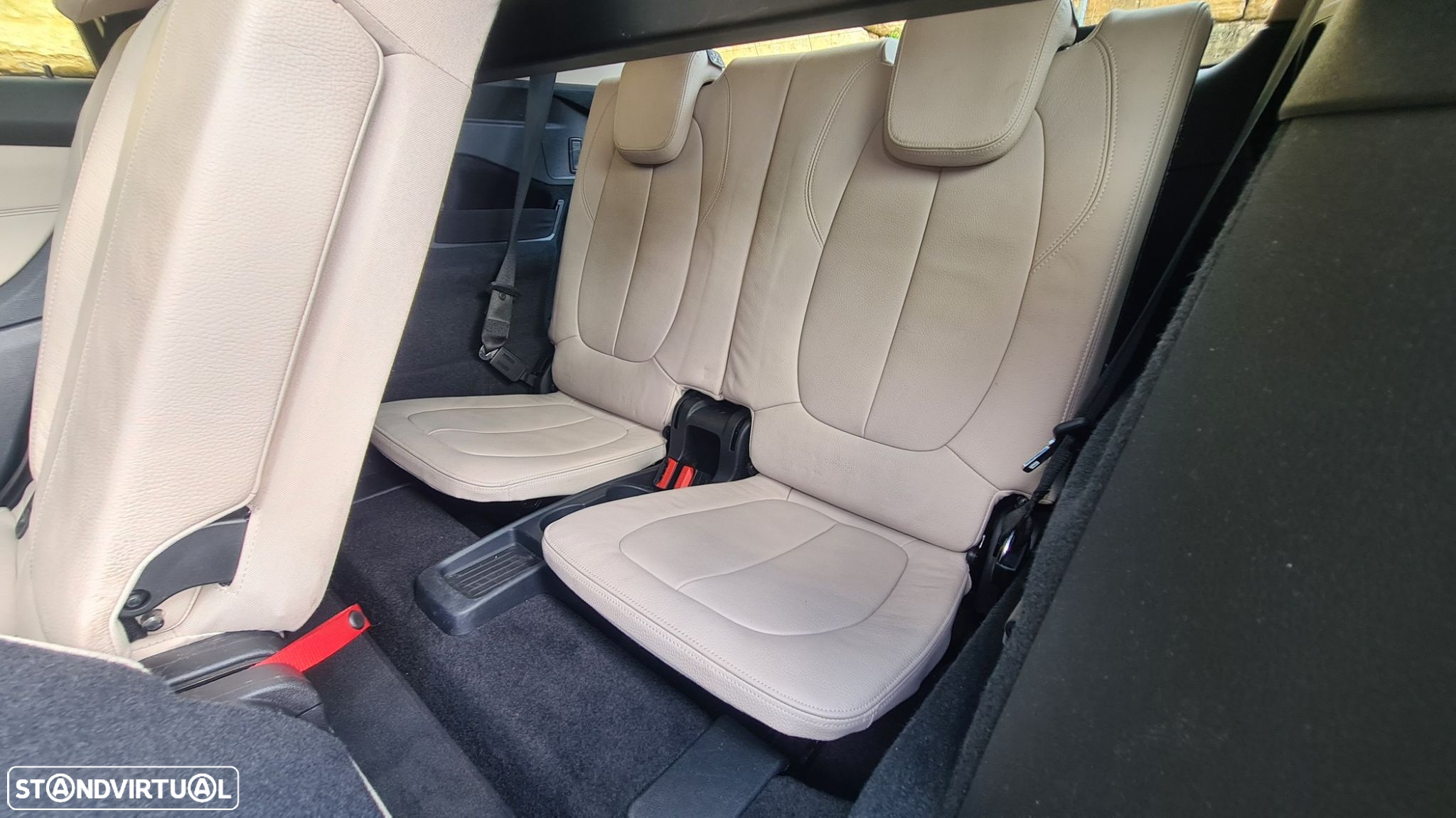 BMW 218 Gran Tourer d 7L Line Sport Auto - 52
