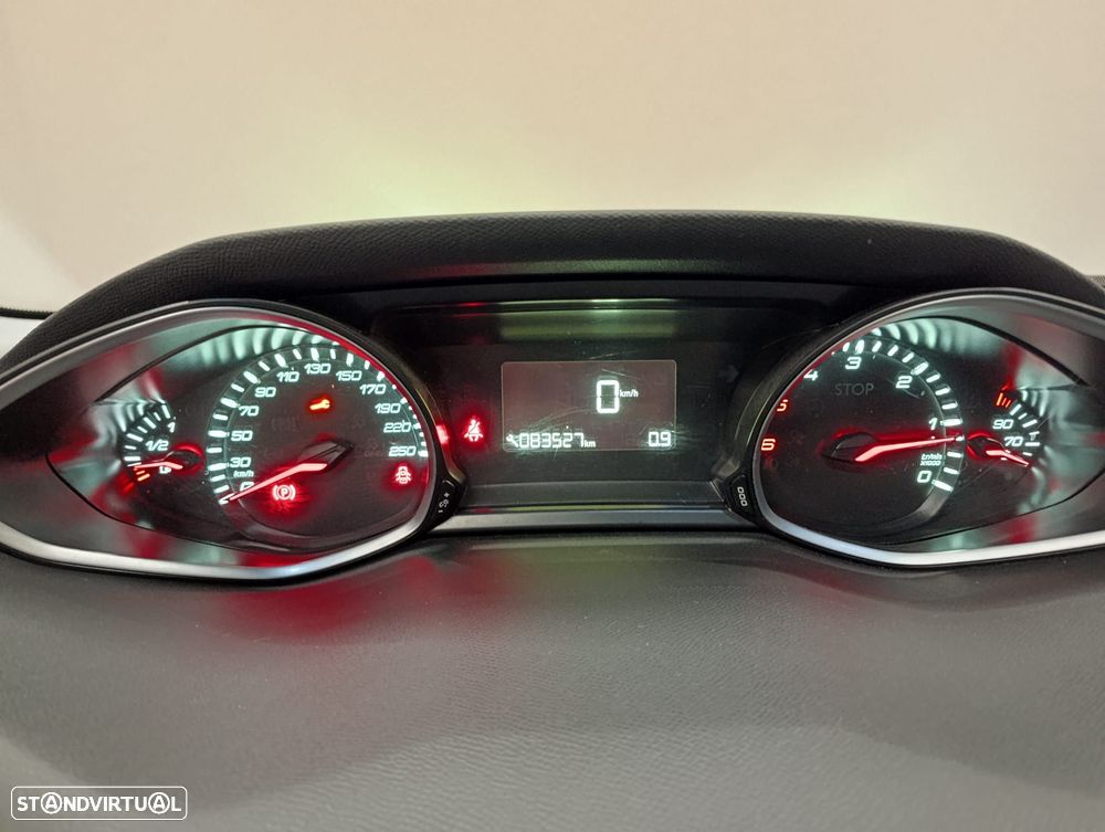 Peugeot 308 SW 1.5 BlueHDi Style - 18
