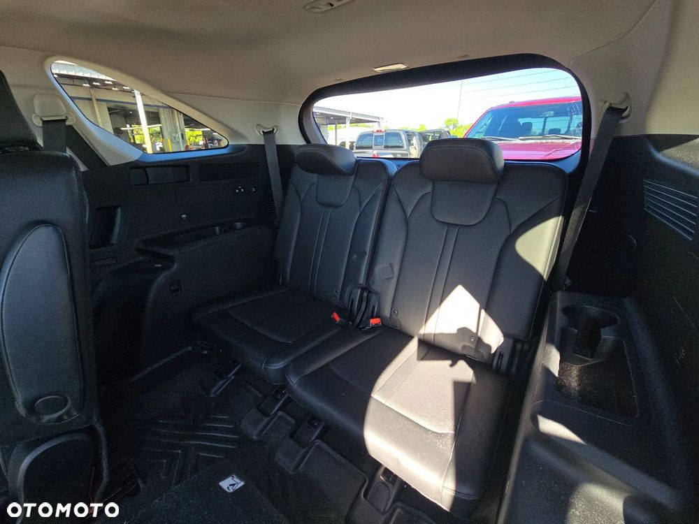 Kia Sorento - 10