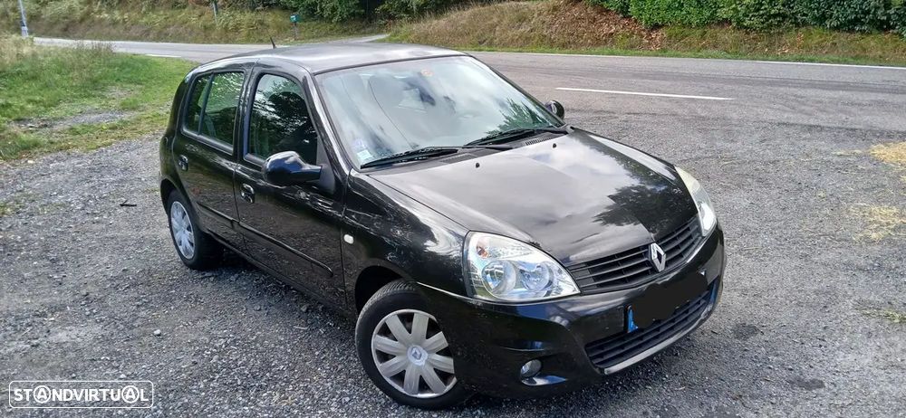 Renault Clio - 2