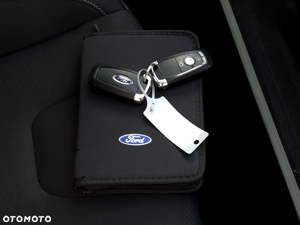 Ford S-Max - 34