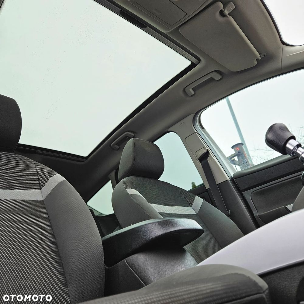 Ford Kuga 2.0 TDCi 2x4 Trend - 20