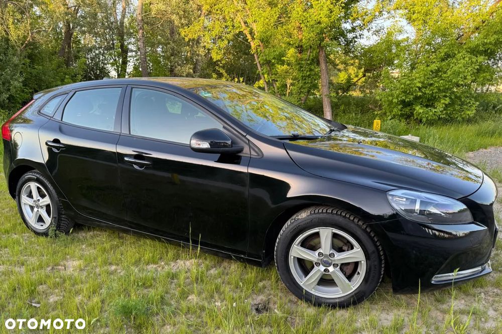 Volvo V40 D2 Momentum - 31