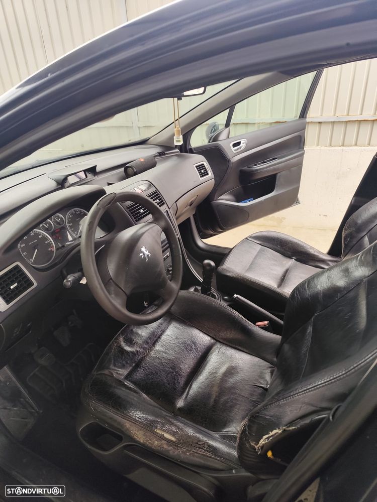 Peugeot 307 1.4 XR - 4