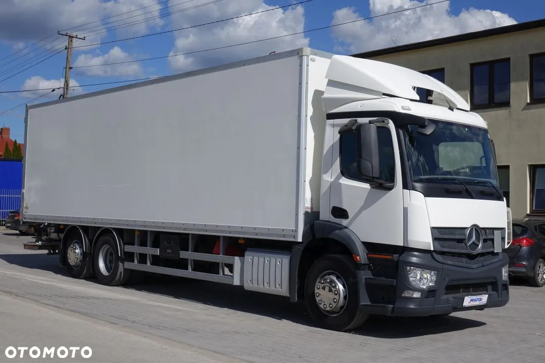 Mercedes-Benz 2532 L 6x2 / FURGON / KONTENER / AUTOMAT / EURO 6 /  TYLNA OŚ PODNOSZONA SKRĘTNA / WINDA ZAŁADUNKOWA - 3