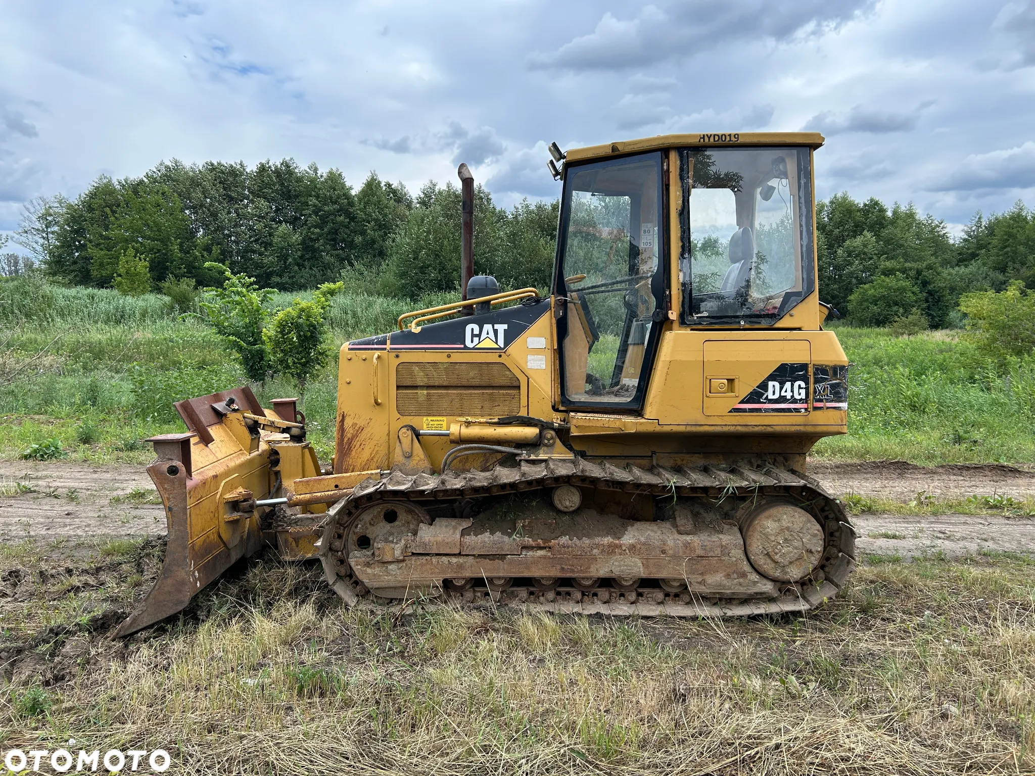 Caterpillar D4G XL - 4