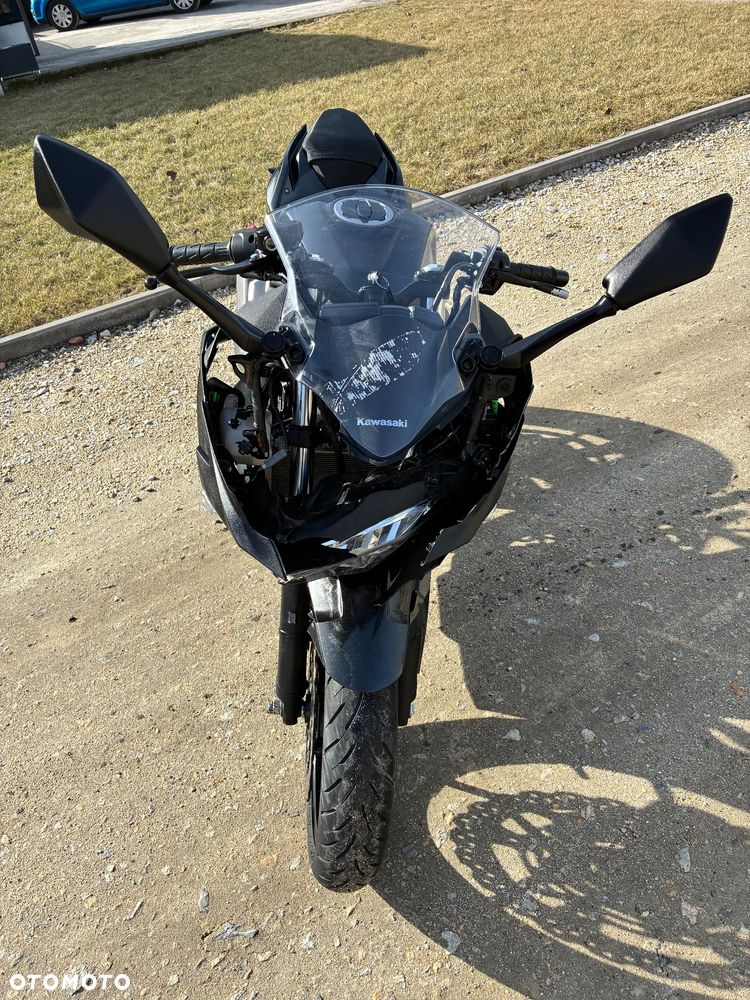 Kawasaki Ninja 400 - 9
