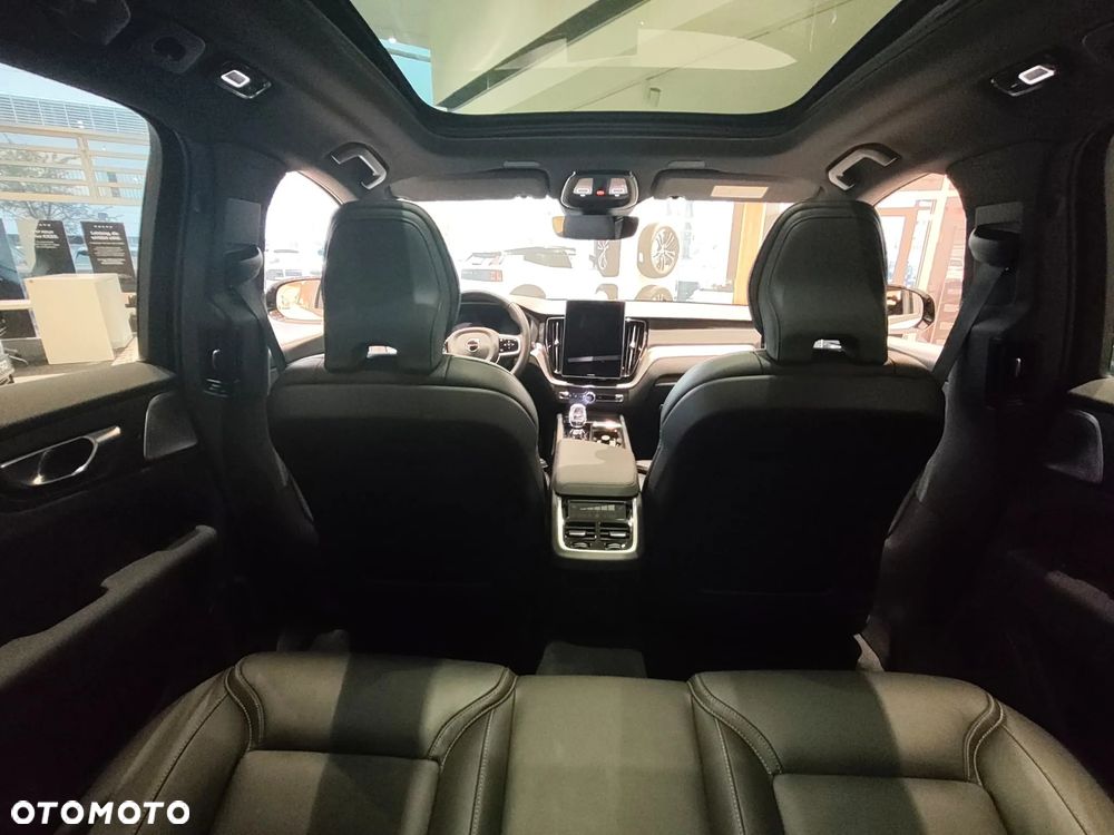 Volvo XC 60 B5 B AWD Ultimate Black Edition - 30
