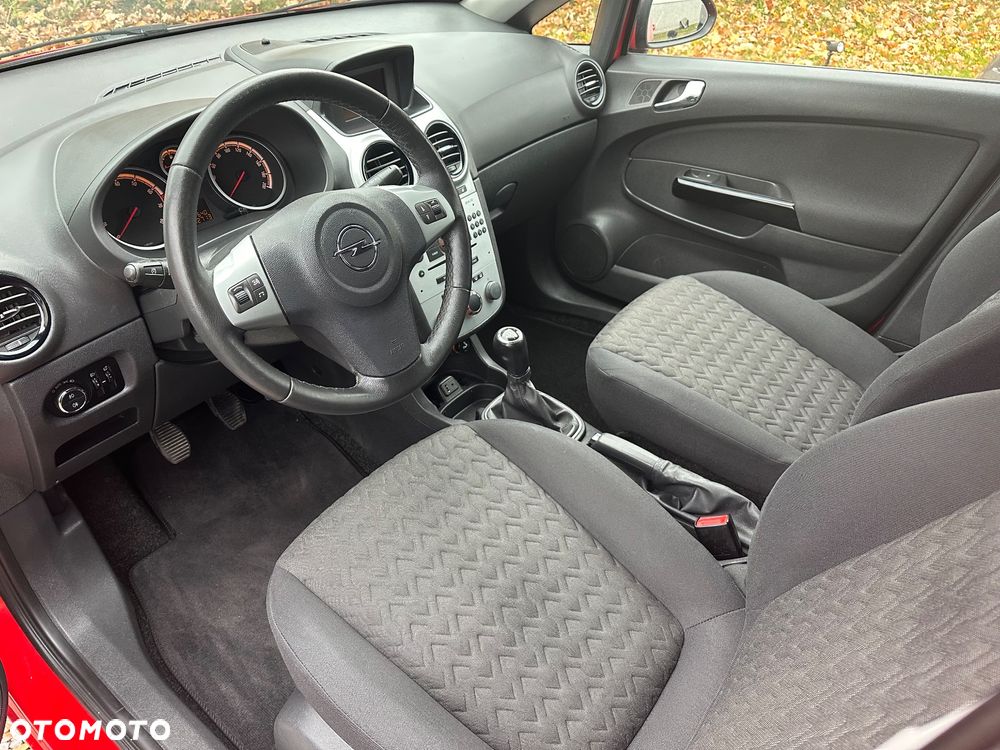Opel Corsa 1.4 16V Edition - 6