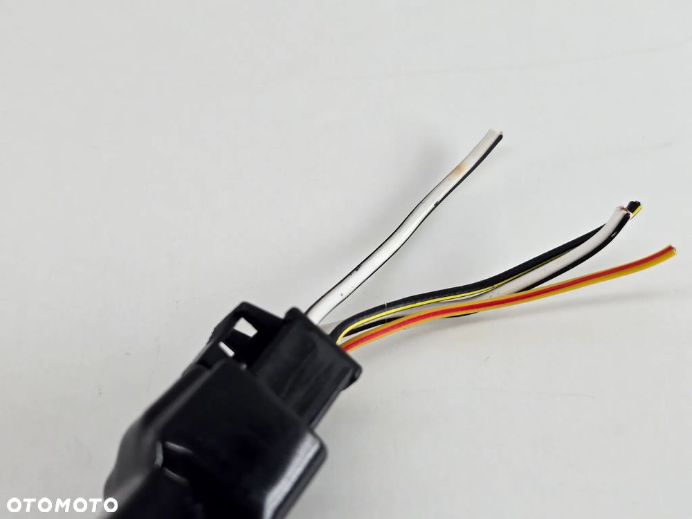 PRZEKAZNIK ROZRUSZNIKA STYCZNIK  TRIUMPH SCRAMBLER 400 SPEED - 4