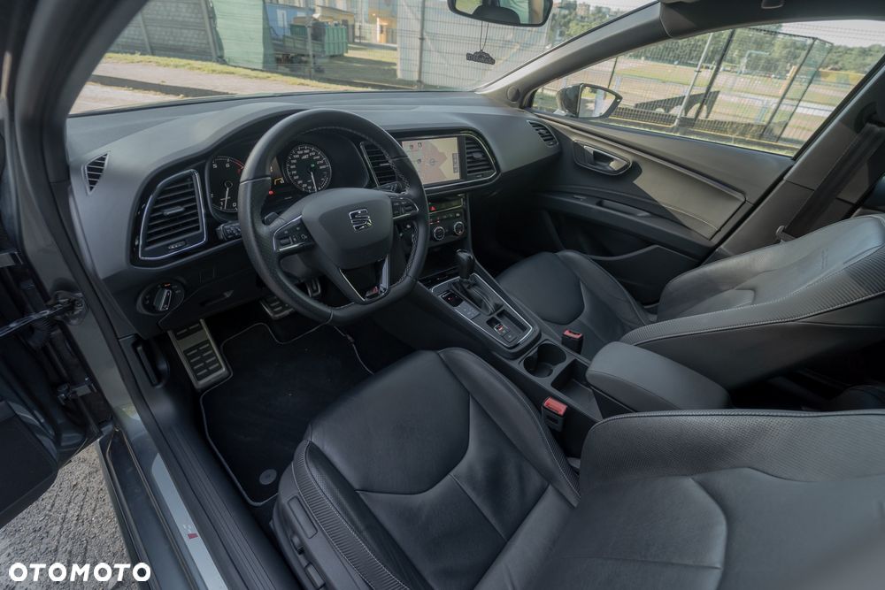 Seat Leon Sportstourer 2.0 TSI Start&Stop 4Drive DSG Cupra 300 - 30