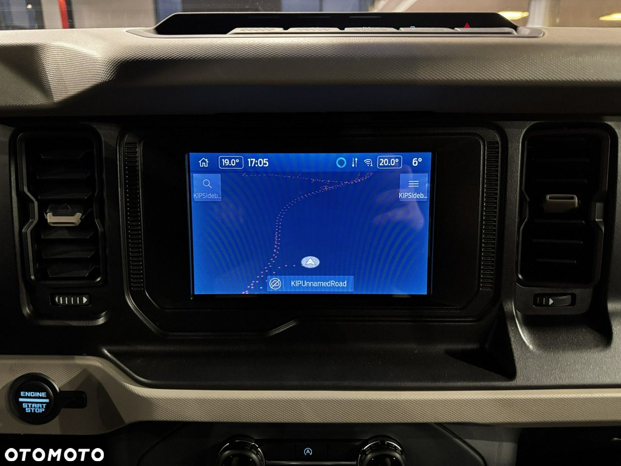Ford Bronco - 25