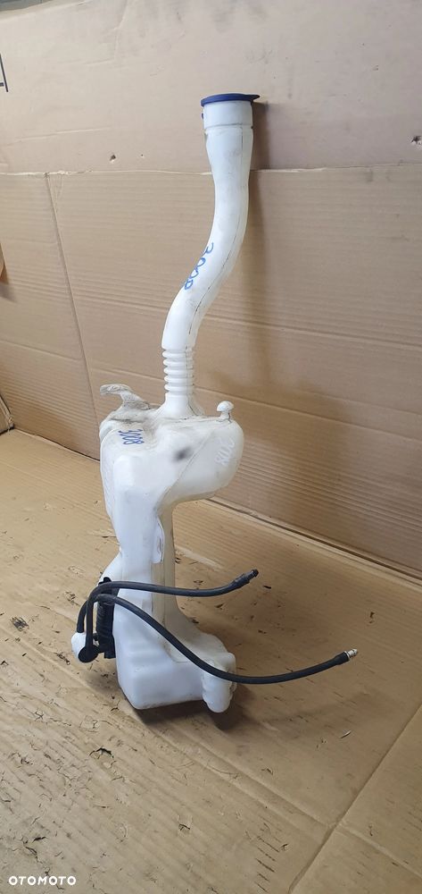 Zbiorniczek płynu spryskiwaczy pompka Peugeot 3008 9685005580 - 3