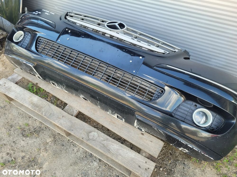 Mercedes W169 04-08 Zderzak przedni kol.160 - 4