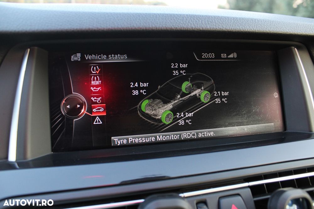 BMW Seria 5 520d Aut. - 36