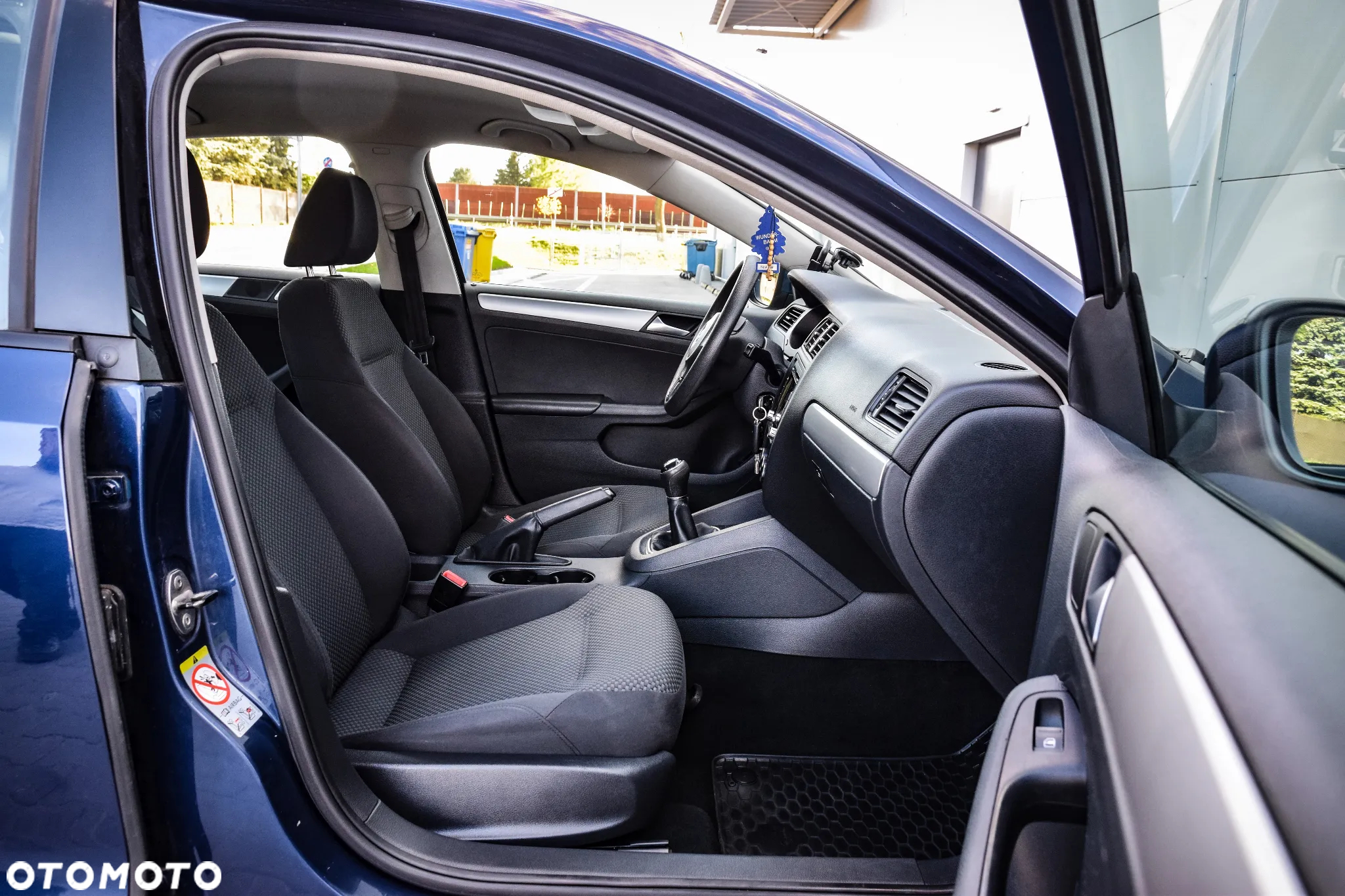 Volkswagen Jetta 1.2 TSI Comfortline - 23