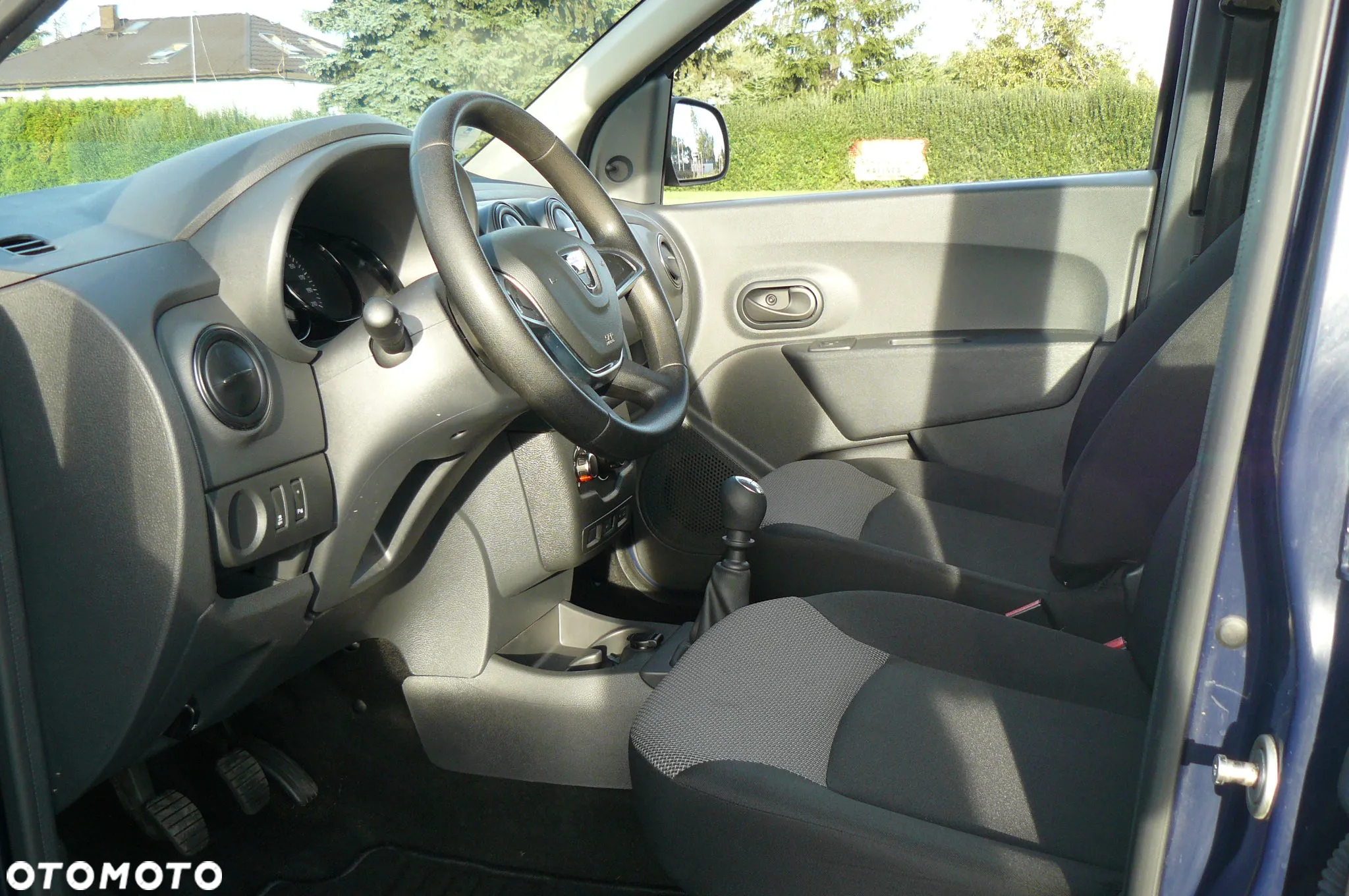 Dacia Lodgy TCe 100 GPF (7-Sitzer) Comfort - 11