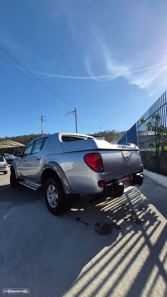 Mitsubishi L200 2.5 TD CD Dakar Full Box - 4