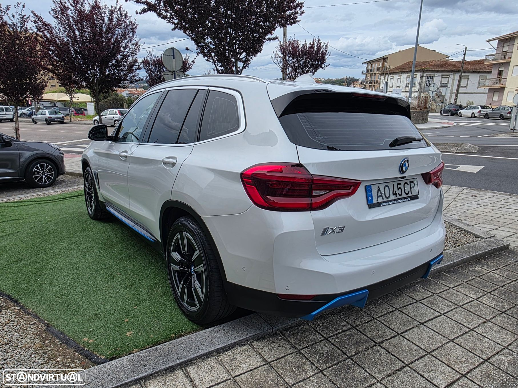 BMW iX3 Inspiring - 28