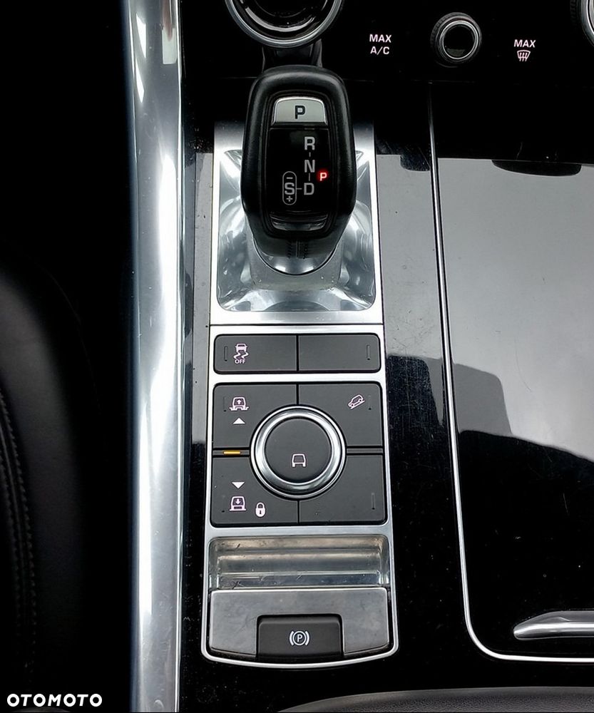 Land Rover Range Rover Sport - 23