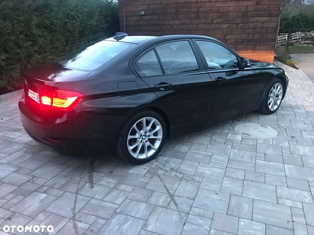 BMW Seria 3 320d - 3